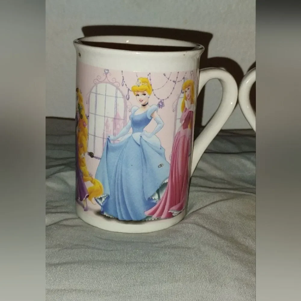 Disney Princess Mug Duo 2012 - Picture 5 of 8